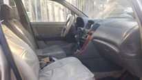 A picture of Lexus RX300 2002 Pure First body Gear and ac are