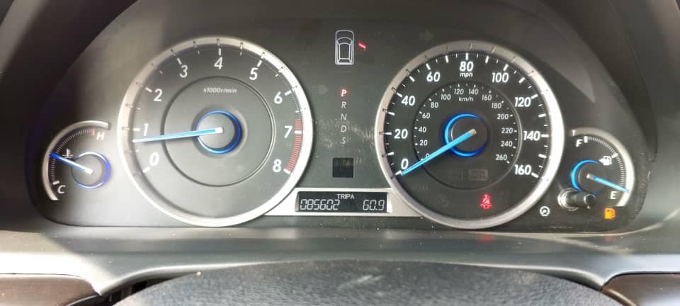 A picture of Honda crosstour 016