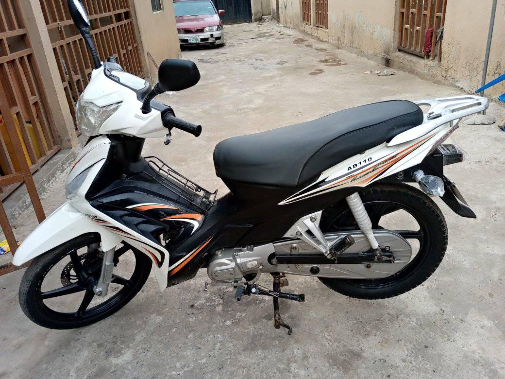A picture of Abzat lucky plus