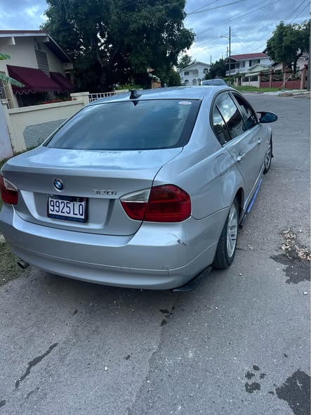 bmw 320i