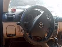 A picture of Benz ML 2000