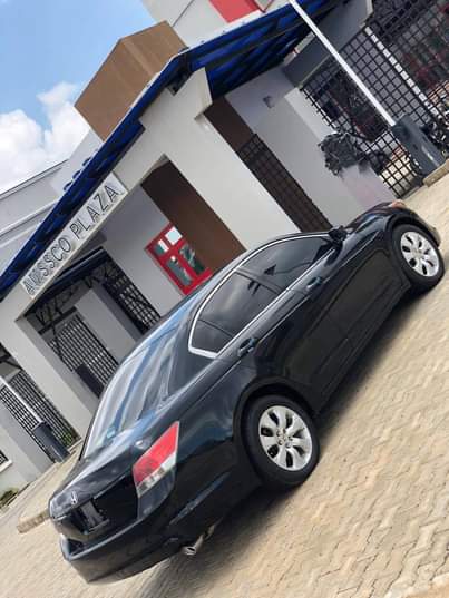 A picture of FOR SALE EXTREMELY CLEAN USED HONDA ACCORD 2010 MODEL BELGIUM