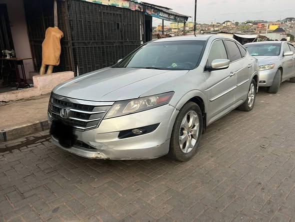 A picture of Neatly Used Honda Crosstour 2010 Aboru