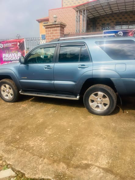 A picture of Toyota 4Runner 2005