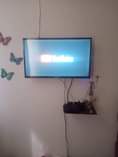 A picture of Lambert s 32 Smart tv