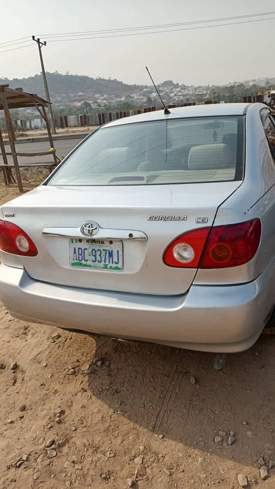 A picture of EXTREMELY CLEAN USED TOYOTA COROLLA 03 04 FOR SALE 