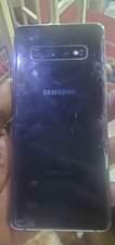 A picture of Samsung Galaxy S10 Cracked And Has Lines As Seen But