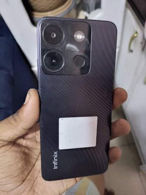 A picture of infinix Smart 7plus