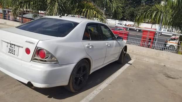 used toyota altezza