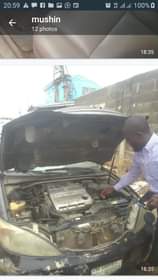 A picture of 2006 Toyota Camry painted on first body engine and gear