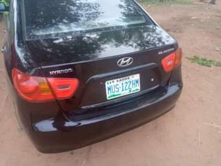 A picture of Hyundai Elantra 2008