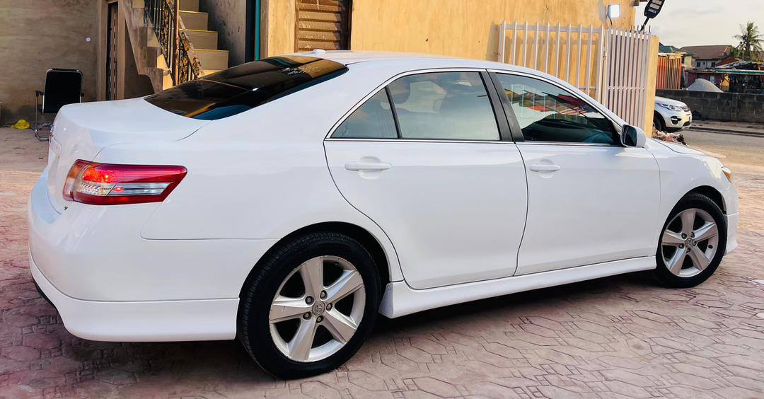 A picture of Foreign Used 2011 Toyota Camry Sports.
