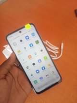 A picture of Redmi 10 full box bei ya kutupa