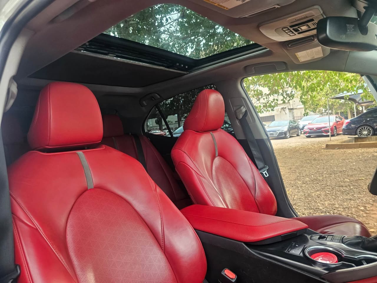 A picture of TOYOTA CAMRY XSE 2019