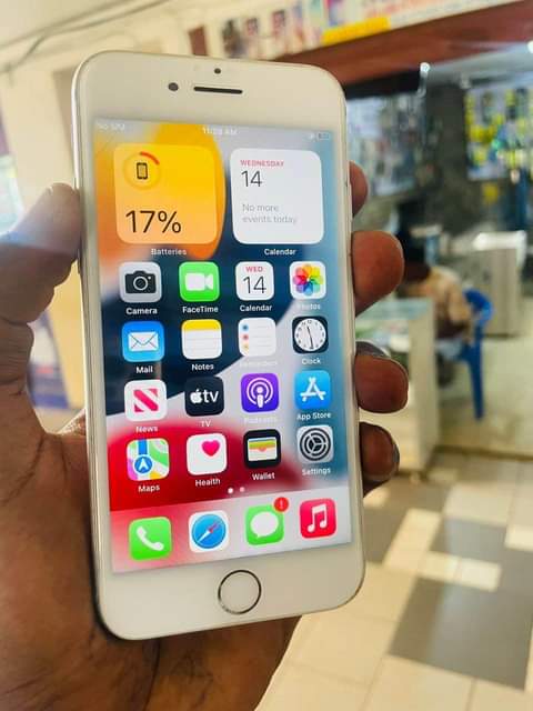 A picture of iPhone 7 128gb