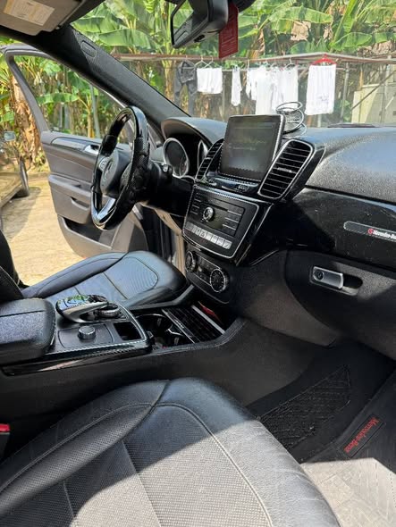 A picture of 2016 Mercedes Benz GLE350