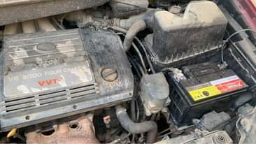 A picture of Toyota sienna 02