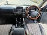 A picture of LAND CRUISER pRADO 120