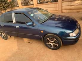 A picture of Nissan primera