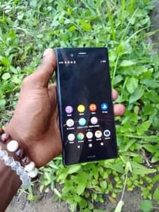 A picture of SONY EXPERIA XZ1