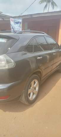 A picture of Lexus Jeep