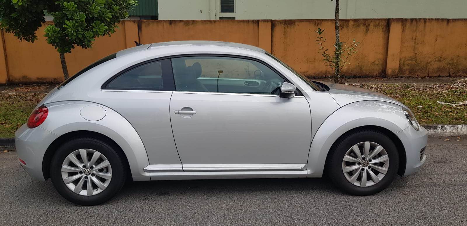 A picture of 2015. VOLKSWAGEN Beetle