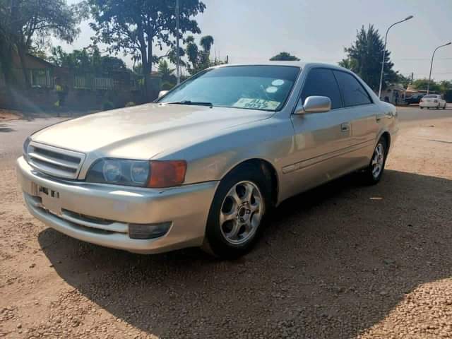 toyota chaser