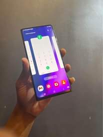 A picture of Samsung note 20 utra