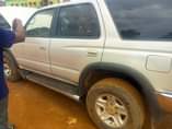 A picture of 2000 model 4runner First body Engine Gear AC not working