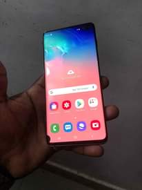 A picture of SAMSUNG GALAXY S10 PLUS Dot