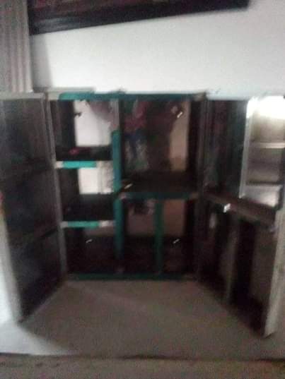 A picture of Mirror box