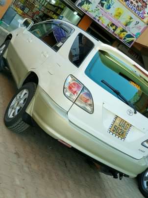 A picture of Toyota Harrier 2 2Cc on Sale 10 5million slightly negotiable