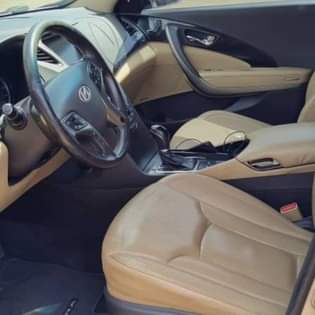 A picture of HYUNDAI AZERA 2012 TOKS