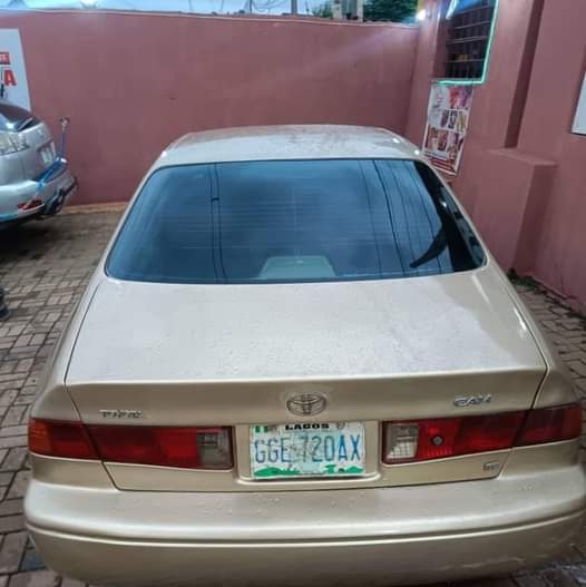 A picture of Toyota Camry 07019599253 