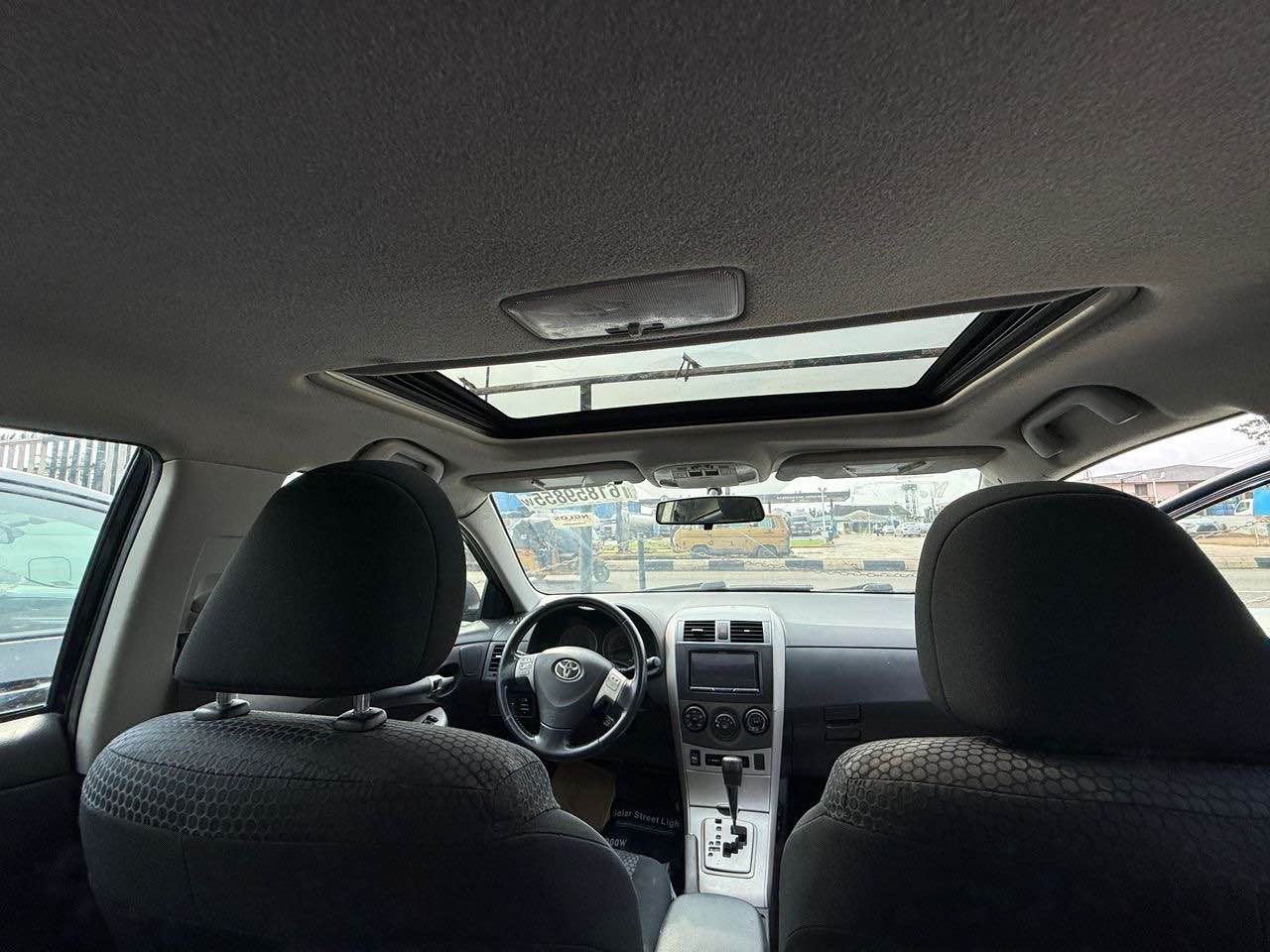 A picture of 2010 Toyota corolla