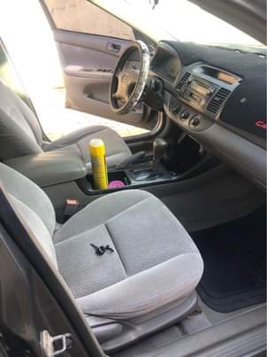 A picture of Toyota Camry 03
