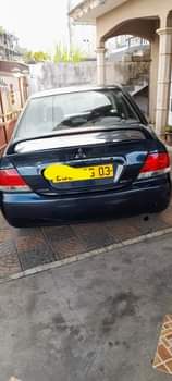 mitsubishi lancer