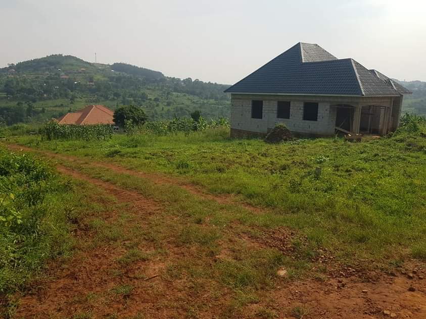 A picture of WAKISO NAMUSERA PRIME ESTATE 25M 30M TONGOLO 