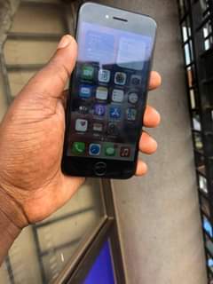 A picture of UK used iPhone 7 32gb 340k only