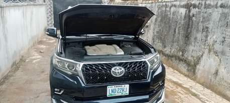 A picture of 2006 GX470 upgraded to 2019 Toyota Prado