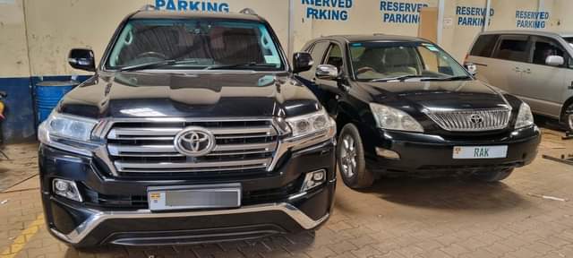 A picture of Make Toyota Brand Landcruiser VDJ200R Year 2016 Color Black Engine