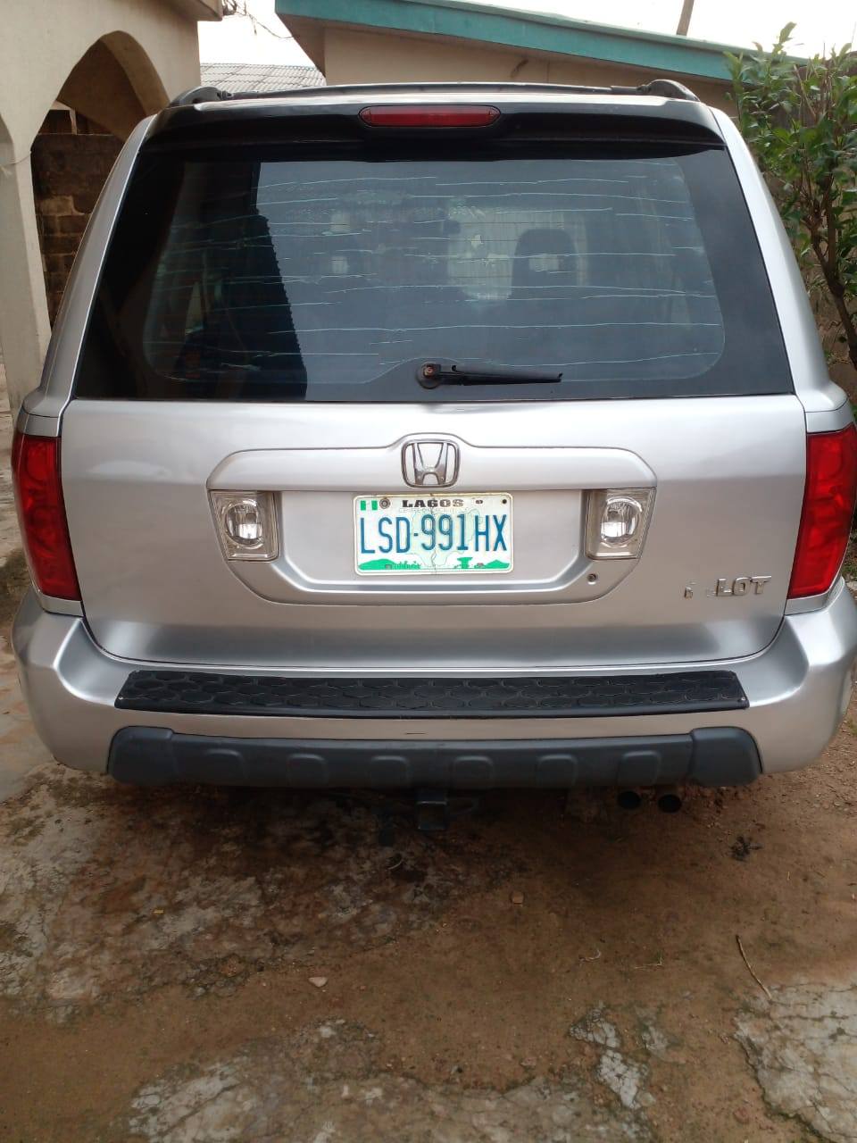 A picture of HONDA PILOT