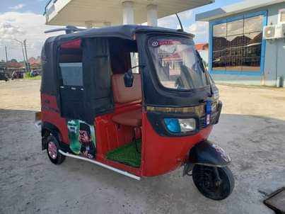A picture of BAJAJI TVS DELUXE INAUZWA BEI ML 4700000 TU 0677273022