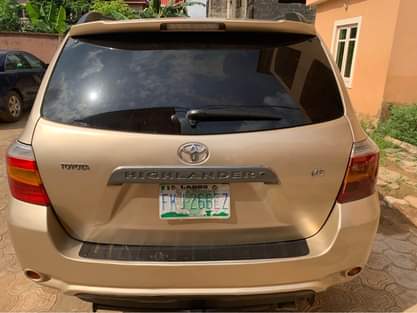 A picture of Toyota Highlander