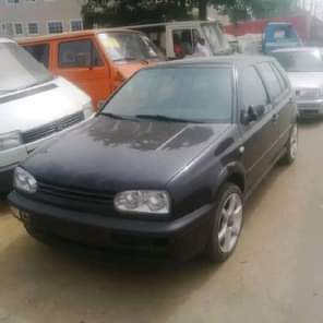 A picture of VOLKSWAGEN GOLF3 YEAR MODEL 19954 TRANSMISSION manual CONDITION Buy And
