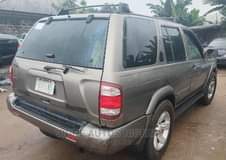 A picture of NEATLY USED 2003 NISSAN PATHFINDER