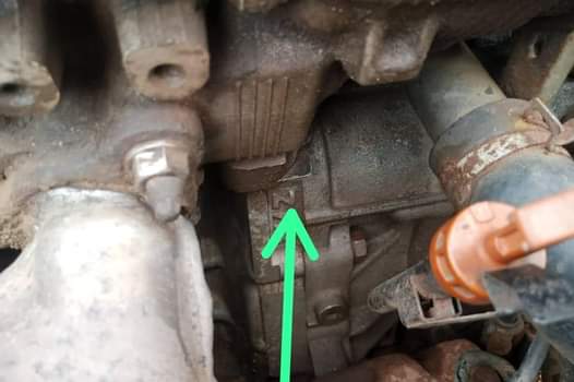 A picture of Barely used Tokunbo standard 2002 Toyota sienna Engine gear and