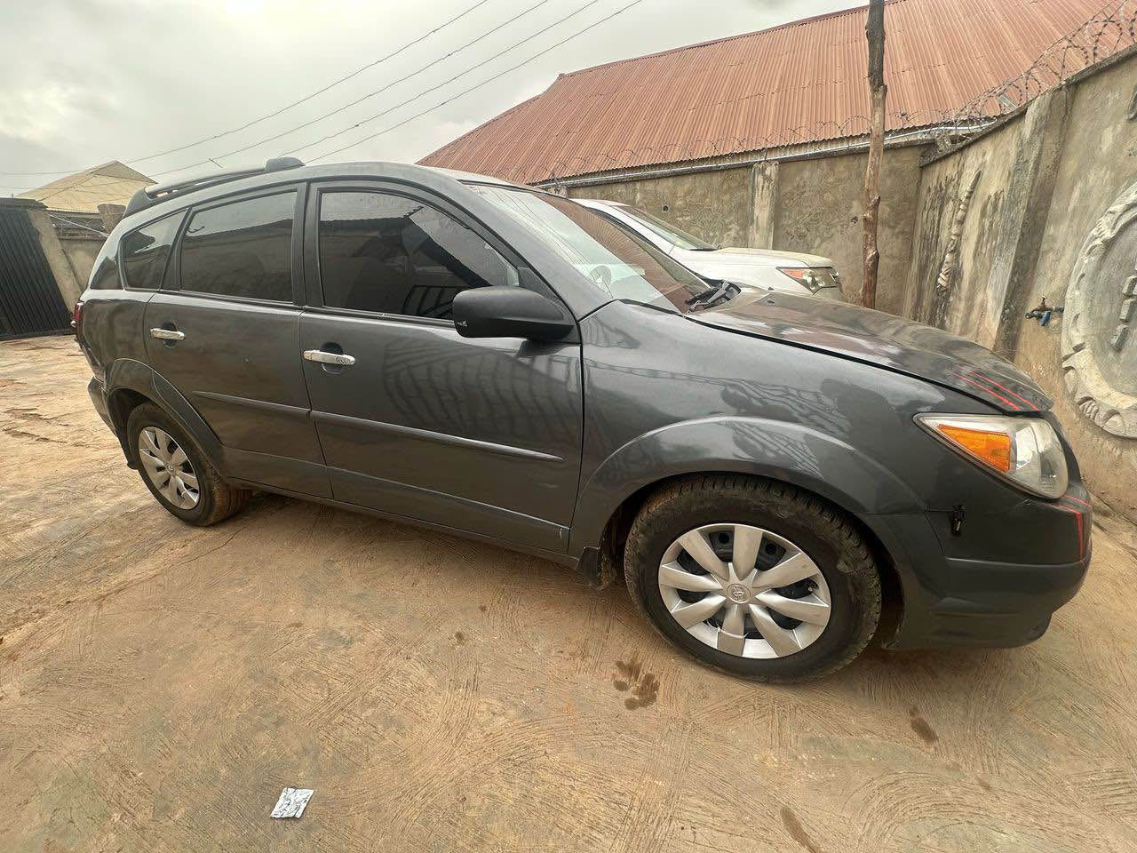 A picture of Pontiac vibe