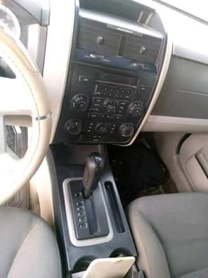 A picture of QUICK DEAL 1.9MIL to owner 2008 Ford Escape 4plug engine