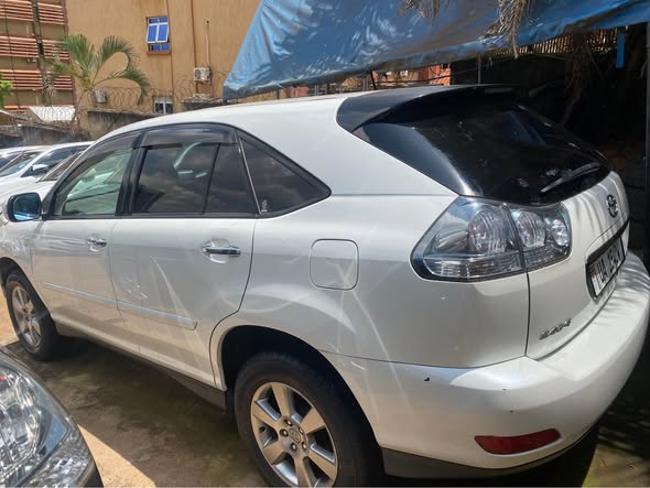 A picture of Toyota Harrier For Sale 0704482571 Call WhatsApp